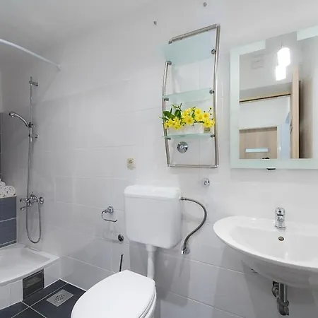 Apartamento Apartment Bol *
